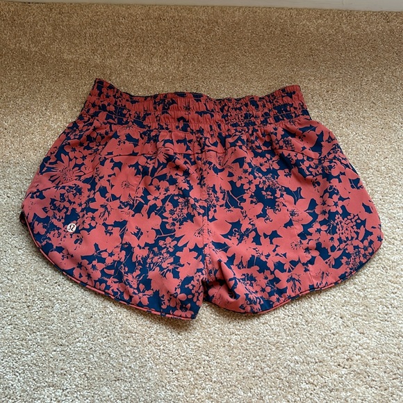 Lululemon Shorts - Picture 4 of 6
